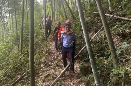 极致户外：登山技巧全攻略！